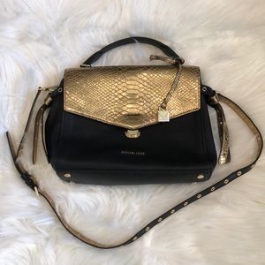 Michael Kors Crossbody Bag